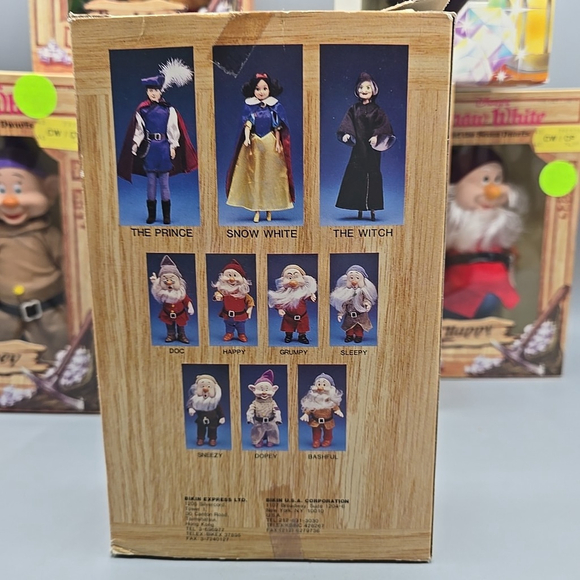 Vintage Binkin Disneys Snow White and the Seven Dwarfs Boxed Set Of 7 Dolls NIB - Picture 3 of 16
